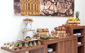 Leonardo Hotel Dresden Altstadt
